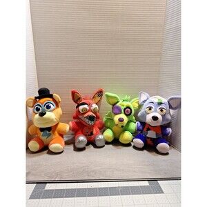 Five Nights At Freddys Plush lot Foxy Roxanne